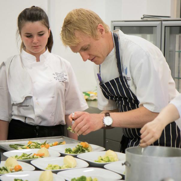 Danny Gill working with the students at his Pop-ups for Schools event